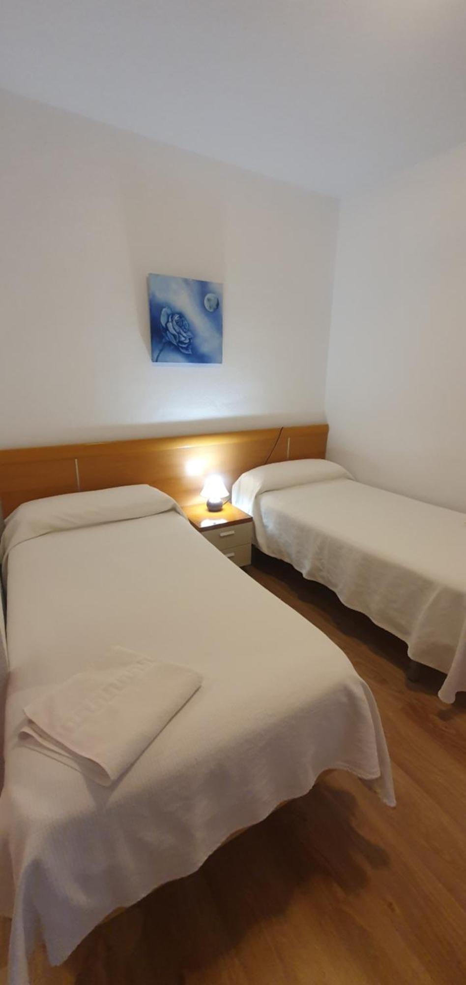 Apartamentos Plaza Alicante Room photo