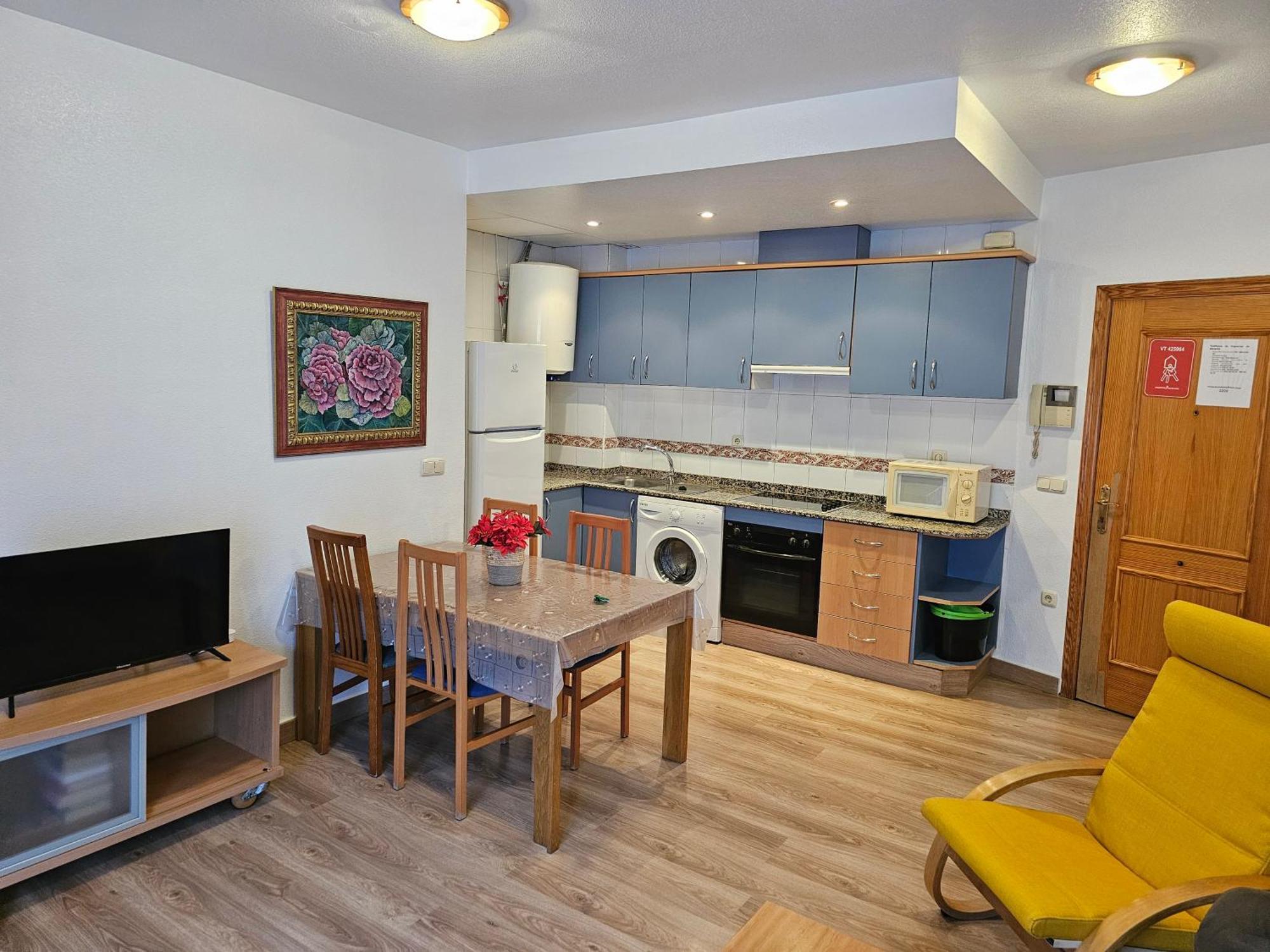 Apartamentos Plaza Alicante Room photo