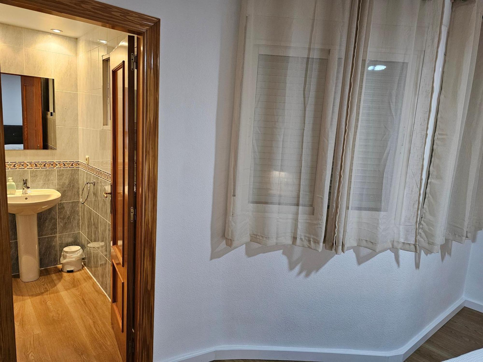 Apartamentos Plaza Alicante Exterior photo