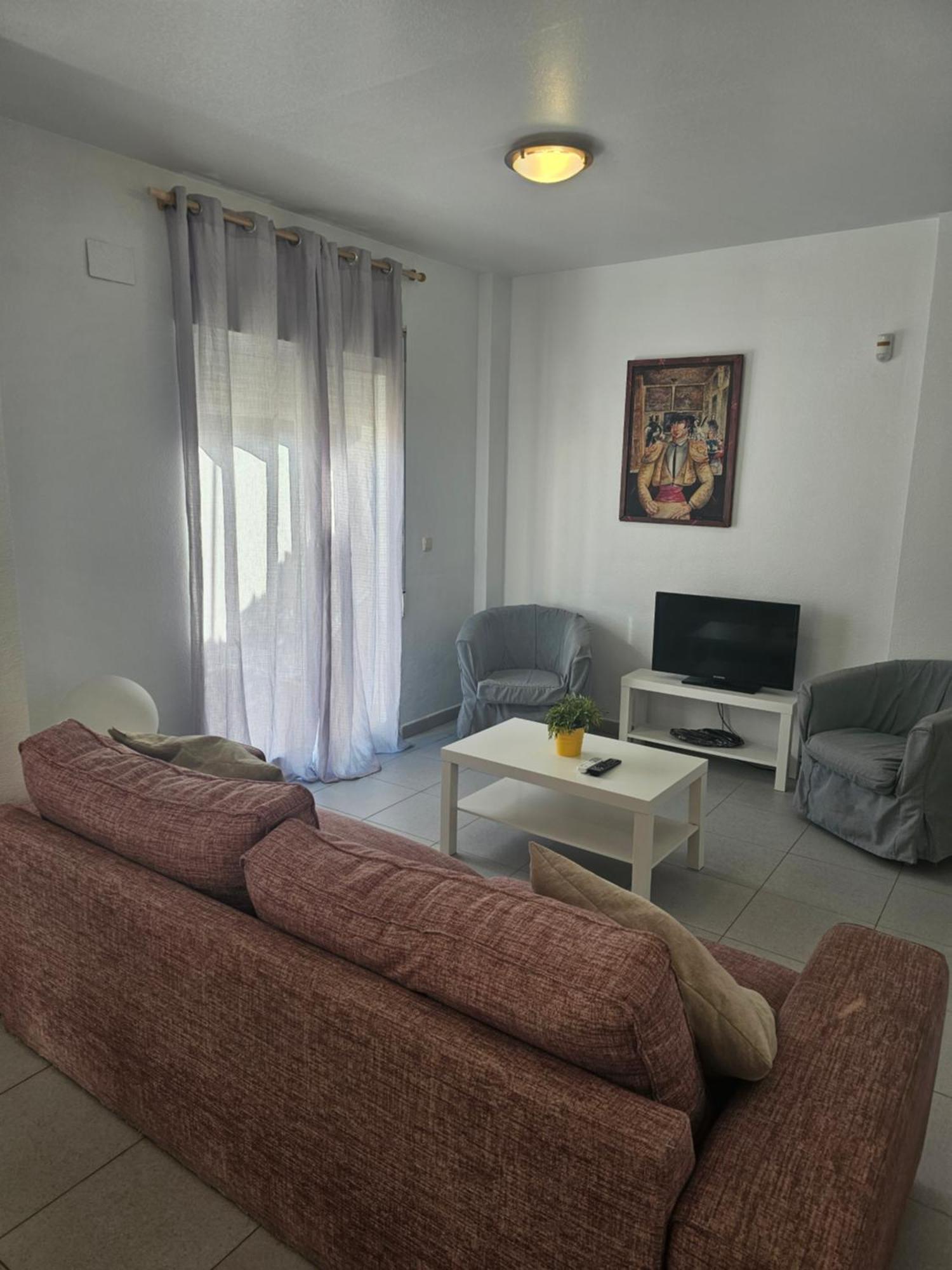 Apartamentos Plaza Alicante Room photo