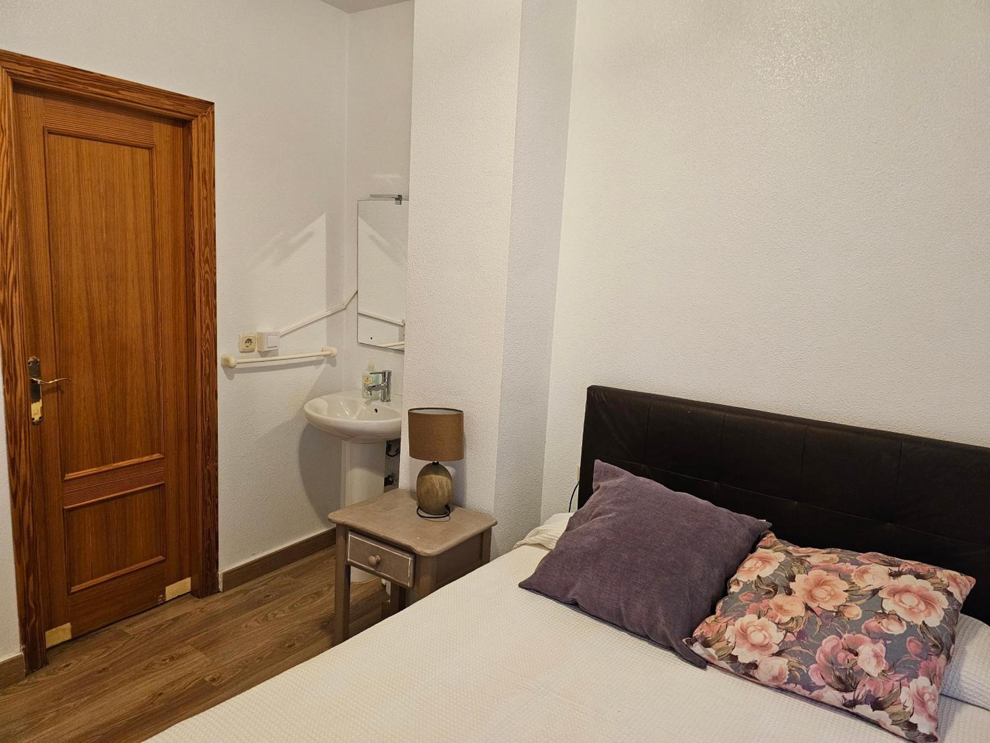Apartamentos Plaza Alicante Room photo